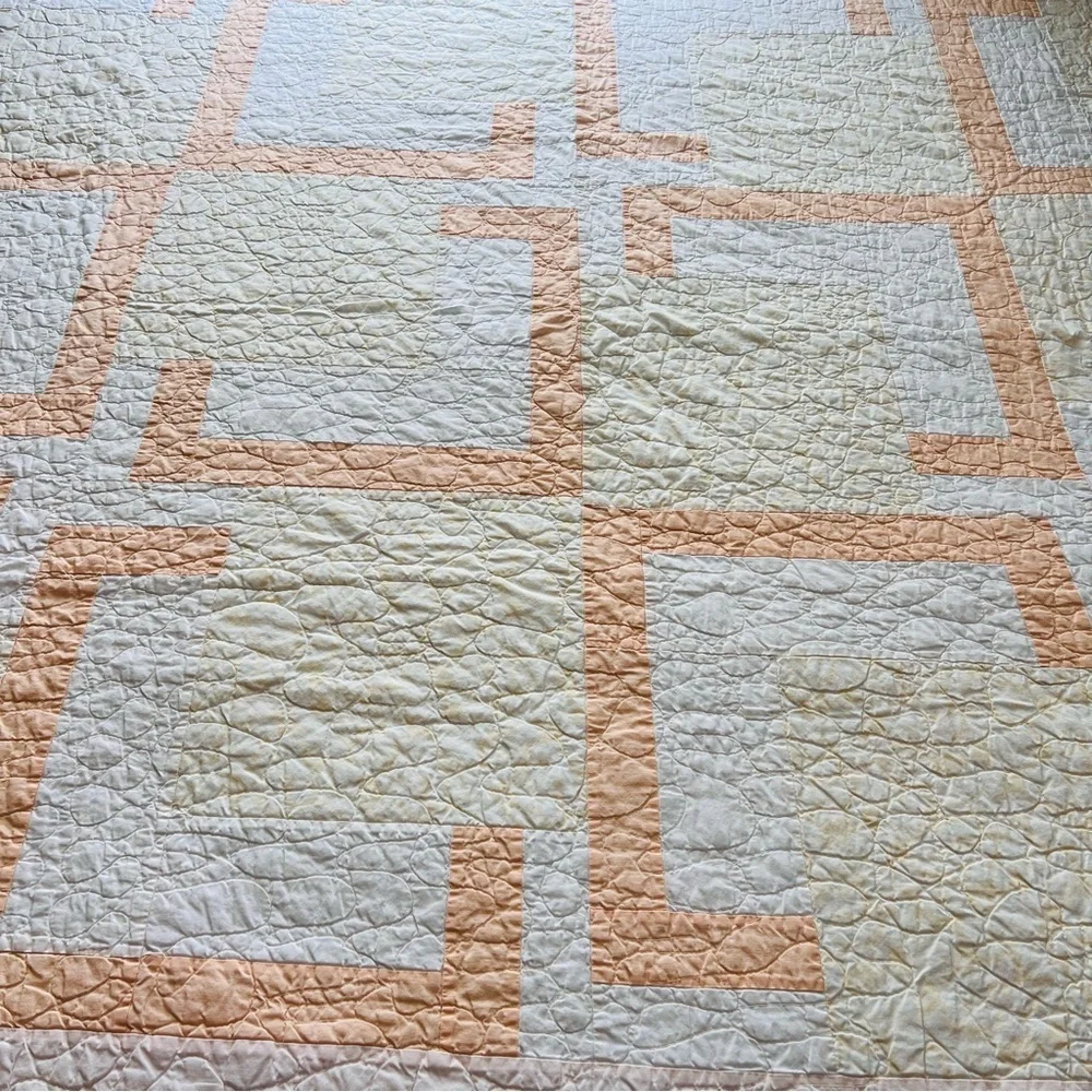 Vintage 1980s Handmade Quilt – 66” x 81” – Peach & Cream Geometric Design